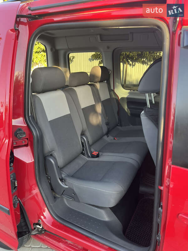 Минивэн Volkswagen Caddy 2013 в Гайсине
