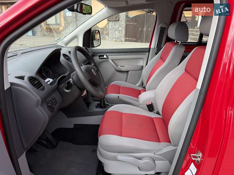 Мінівен Volkswagen Caddy 2009 в Хмельницькому