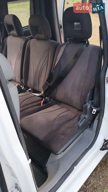 Минивэн Volkswagen Caddy 2007 в Луцке фото 14 Минивэн Volkswagen Caddy 2007 в Луцке