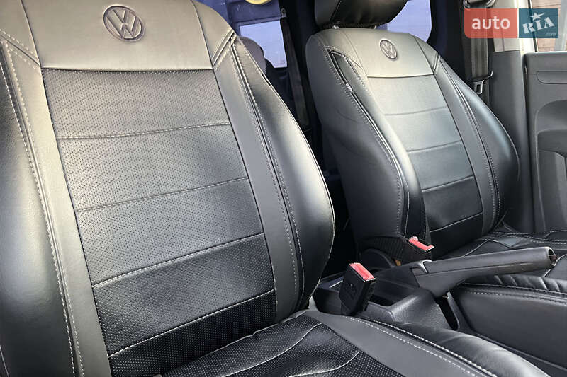 Мінівен Volkswagen Caddy 2011 в Коломиї
