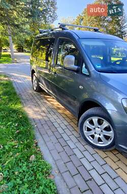 Минивэн Volkswagen Caddy 2011 в 