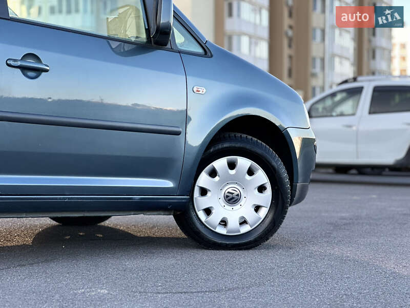 Минивэн Volkswagen Caddy 2008 в Виннице