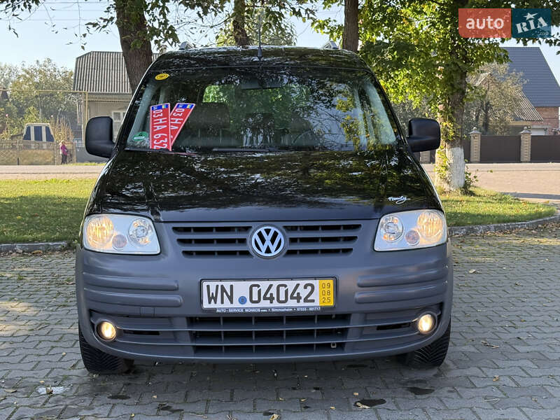 Минивэн Volkswagen Caddy 2005 в Черновцах