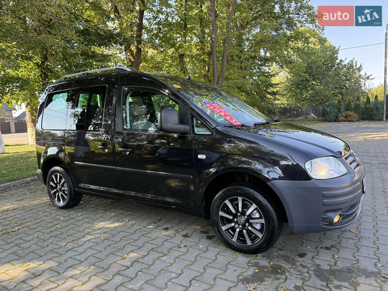 Минивэн Volkswagen Caddy 2005 в Черновцах