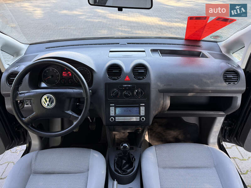 Минивэн Volkswagen Caddy 2005 в Черновцах