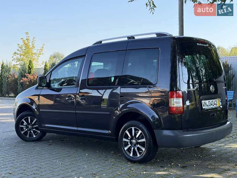 Минивэн Volkswagen Caddy 2005 в Черновцах