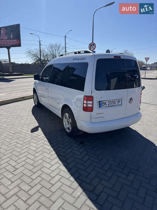 Минивэн Volkswagen Caddy 2011 в Ровно