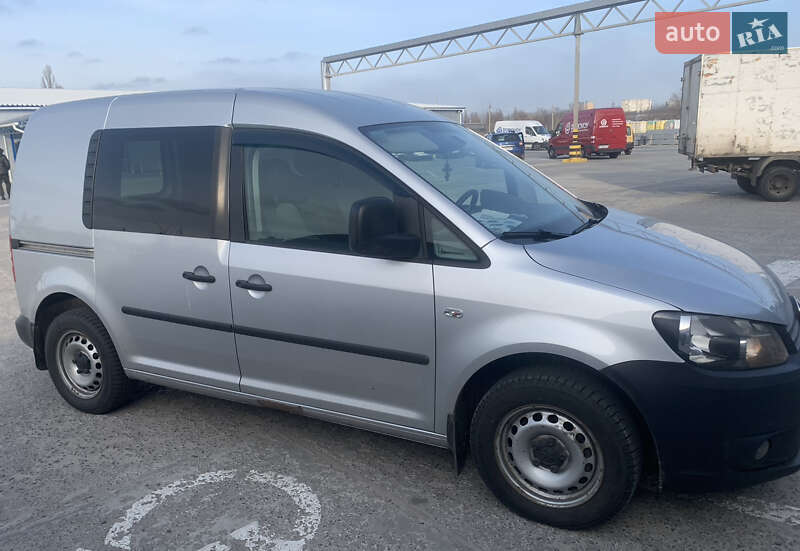 Грузовой фургон Volkswagen Caddy 2012 в 