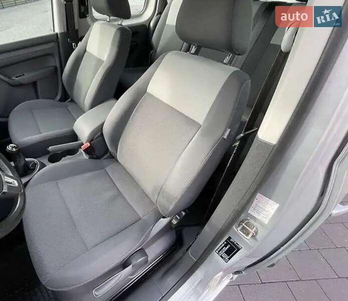 Минивэн Volkswagen Caddy 2012 в Виноградове