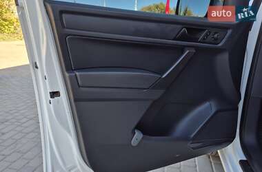 Минивэн Volkswagen Caddy 2017 в 