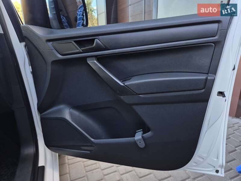 Минивэн Volkswagen Caddy 2017 в Бердичеве