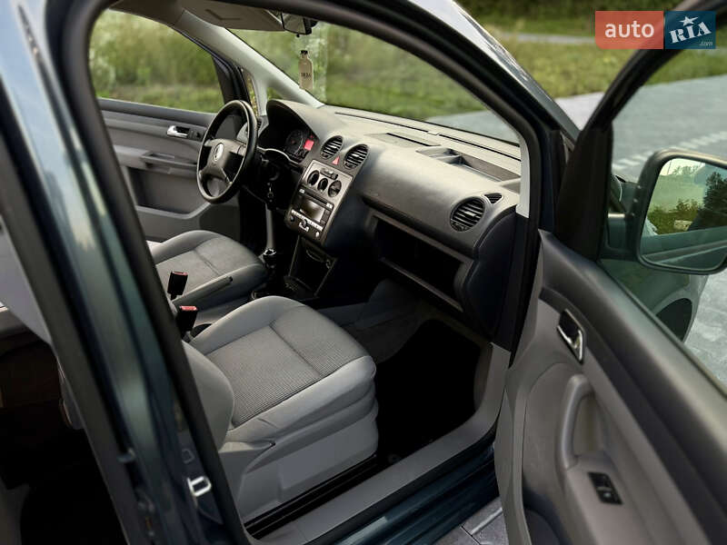 Минивэн Volkswagen Caddy 2006 в Тернополе