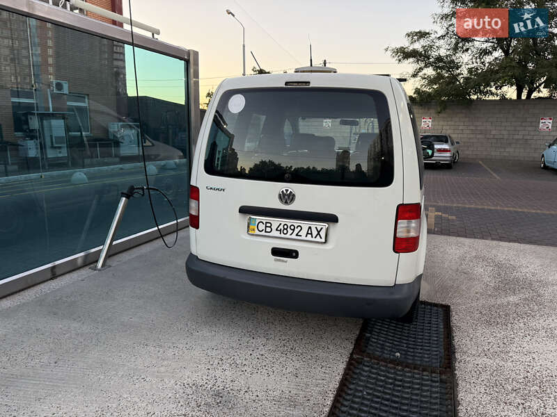 Вантажопасажирський фургон Volkswagen Caddy 2007 в Києві