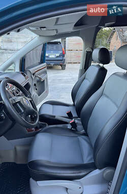 Минивэн Volkswagen Caddy 2004 в 