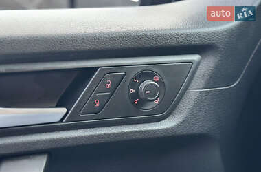 Минивэн Volkswagen Caddy 2019 в 