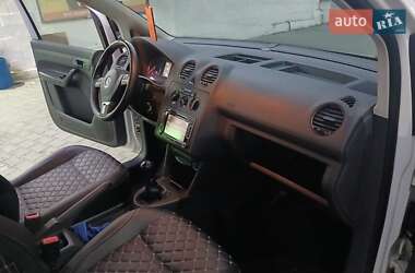 Минивэн Volkswagen Caddy 2011 в 