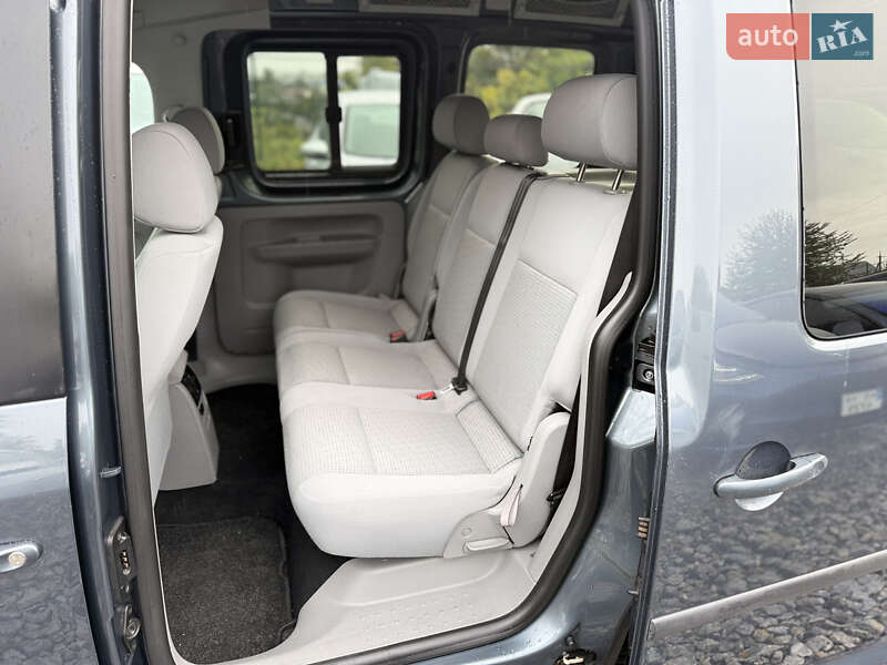 Минивэн Volkswagen Caddy 2010 в Виннице