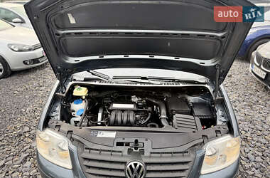 Минивэн Volkswagen Caddy 2010 в 