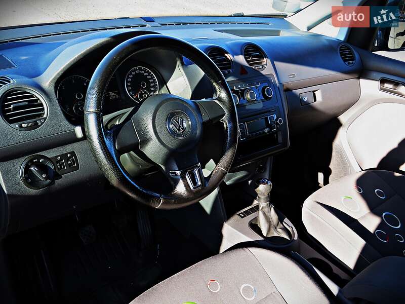 Минивэн Volkswagen Caddy 2011 в Черкассах