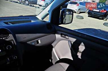 Минивэн Volkswagen Caddy 2011 в 