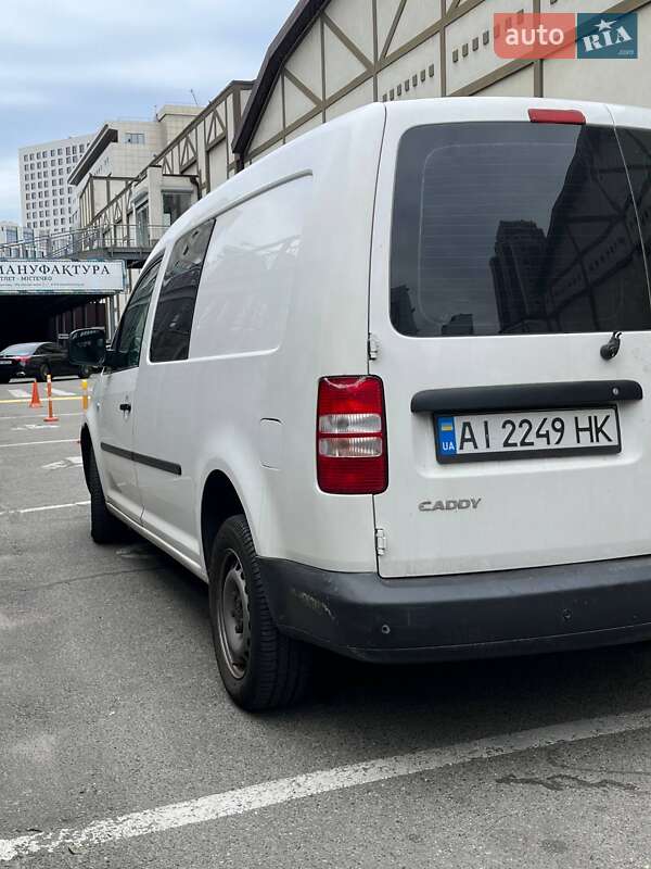Минивэн Volkswagen Caddy 2013 в Киеве
