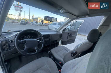Пикап Volkswagen Caddy 2000 в 
