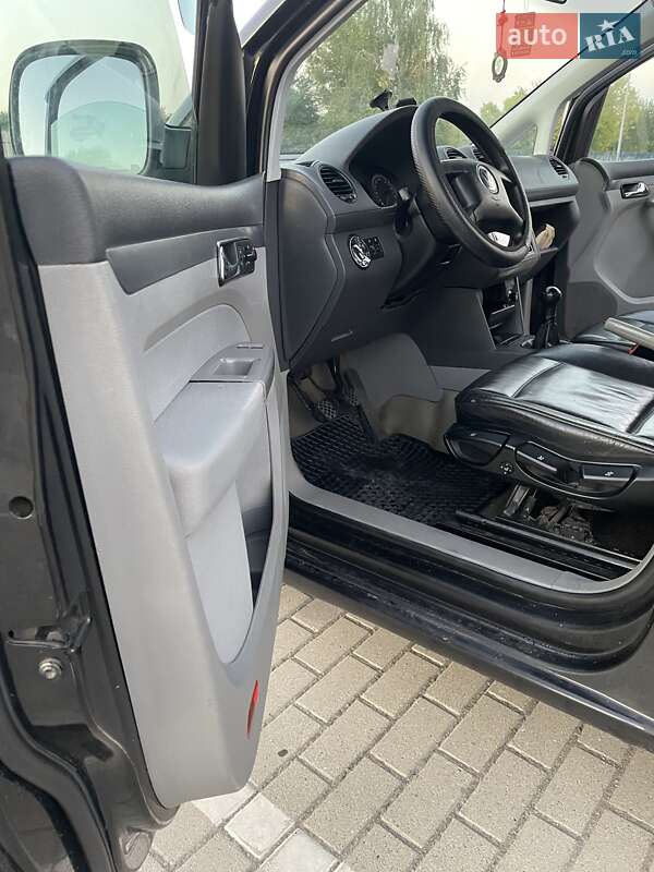 Минивэн Volkswagen Caddy 2004 в Шептицькому