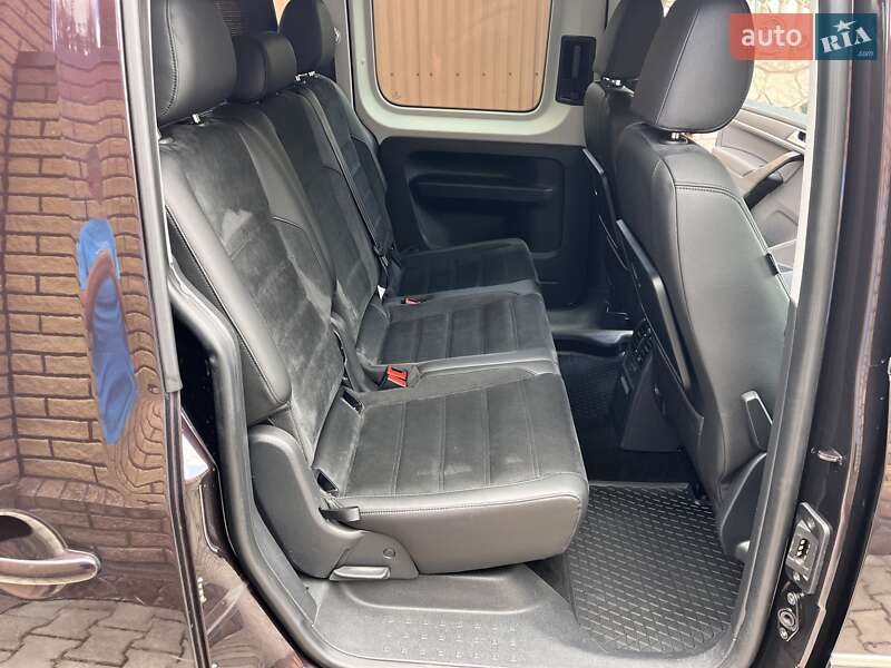 Минивэн Volkswagen Caddy 2016 в Луцке