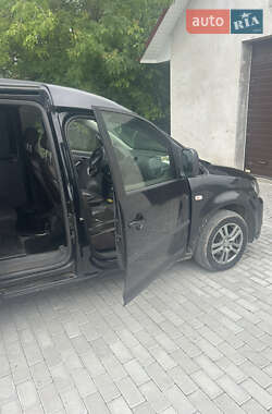 Грузовой фургон Volkswagen Caddy 2011 в 