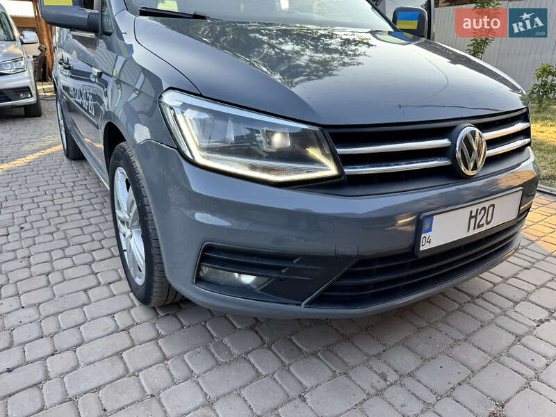 Грузопассажирский фургон Volkswagen Caddy 2015 в Кривом Роге