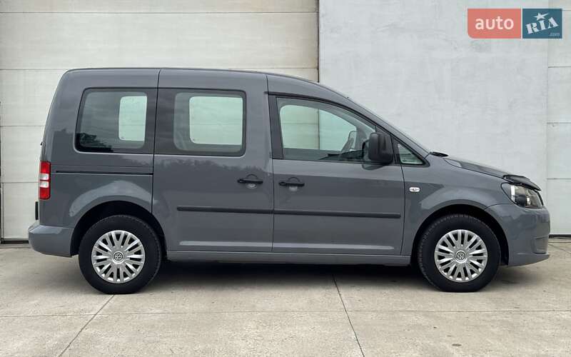 Минивэн Volkswagen Caddy 2011 в Сарнах