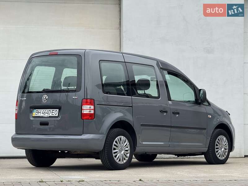 Минивэн Volkswagen Caddy 2011 в Сарнах