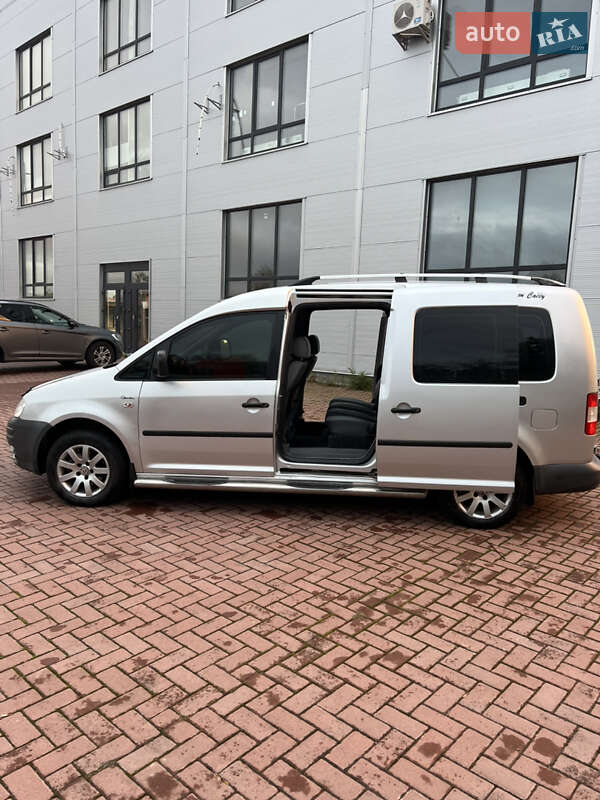 Минивэн Volkswagen Caddy 2009 в Ровно