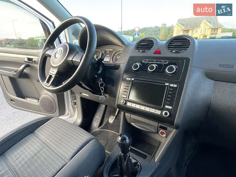 Минивэн Volkswagen Caddy 2011 в Солотвине фото 30 Минивэн Volkswagen Caddy 2011 в Солотвине