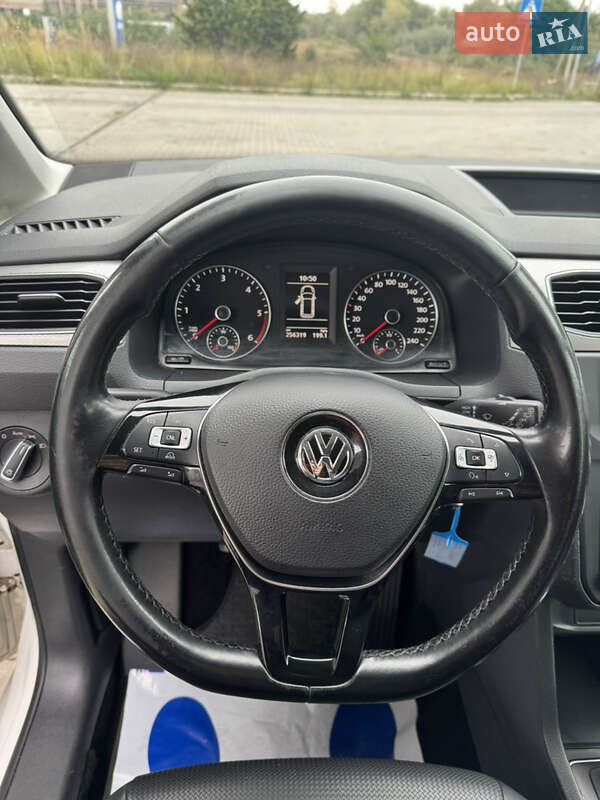 Минивэн Volkswagen Caddy 2016 в Львове