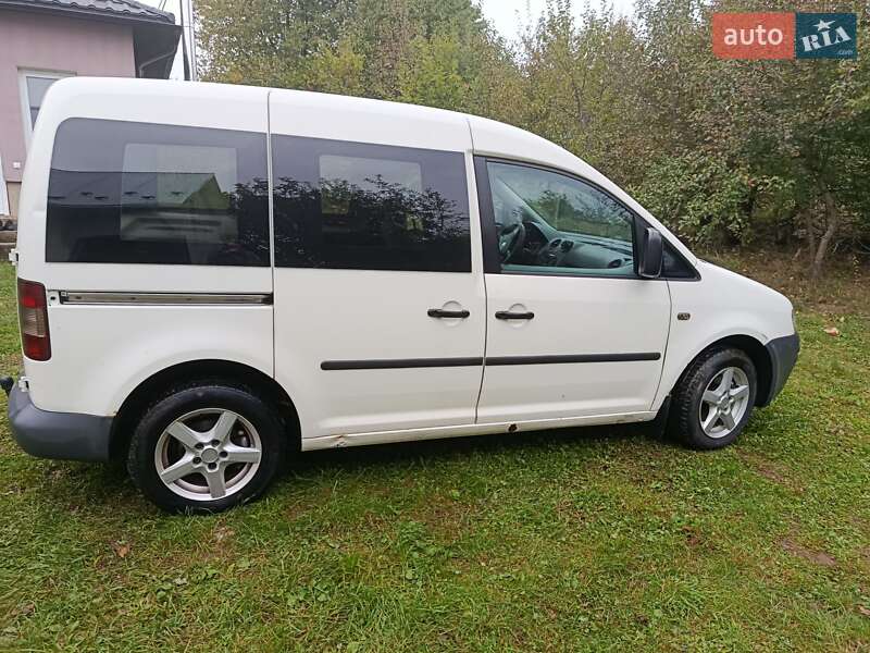 Минивэн Volkswagen Caddy 2007 в Сторожинце