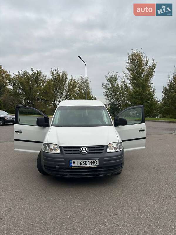 Минивэн Volkswagen Caddy 2005 в Киеве