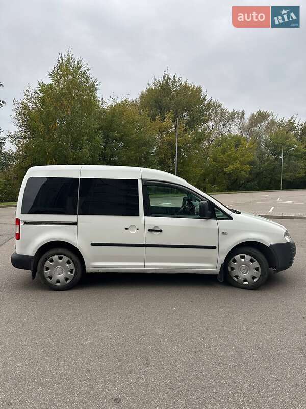 Минивэн Volkswagen Caddy 2005 в Киеве