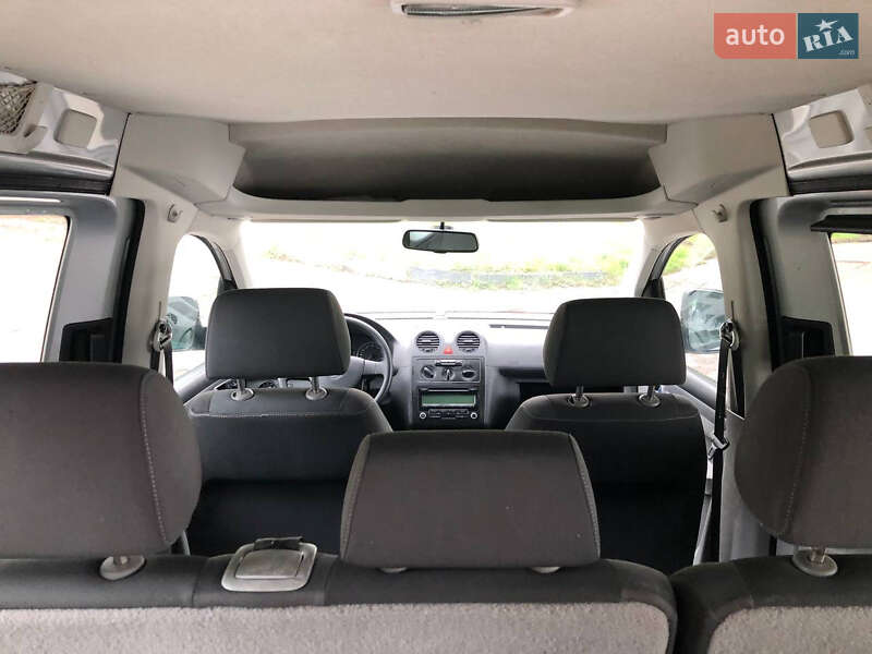 Минивэн Volkswagen Caddy 2010 в Ровно