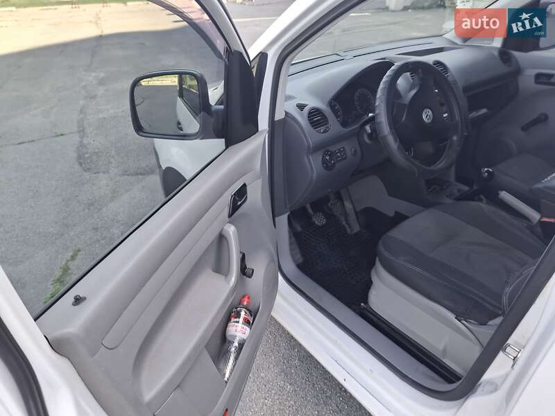 Мінівен Volkswagen Caddy 2009 в Харкові