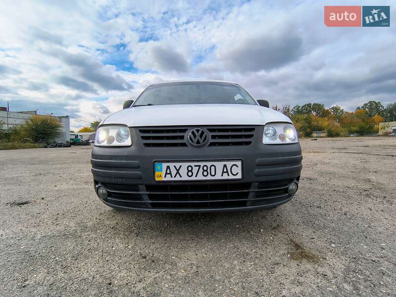 Вантажний фургон Volkswagen Caddy 2008 в Харкові
