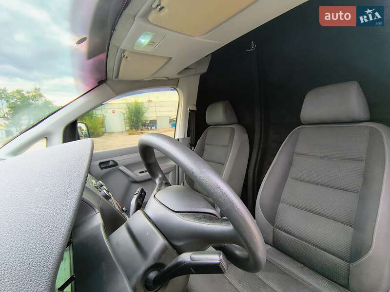 Вантажний фургон Volkswagen Caddy 2008 в Харкові
