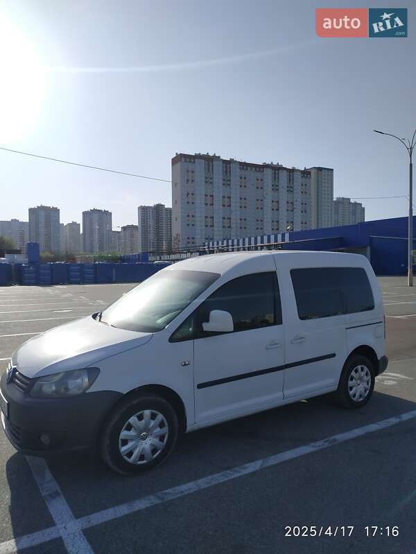 Минивэн Volkswagen Caddy 2010 в Чернигове