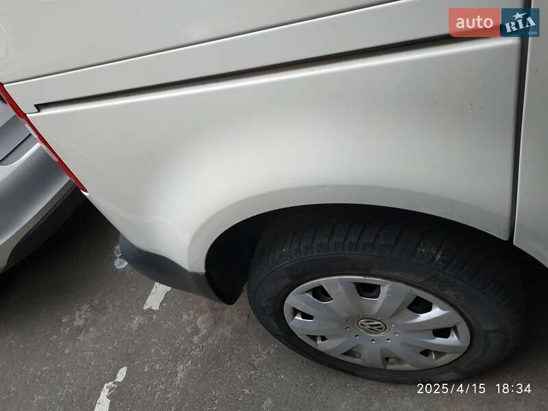 Минивэн Volkswagen Caddy 2010 в Чернигове