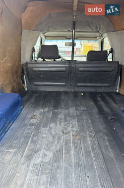 Грузовой фургон Volkswagen Caddy 2001 в 