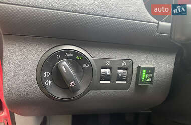 Минивэн Volkswagen Caddy 2008 в 