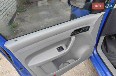 Минивэн Volkswagen Caddy 2009 в 