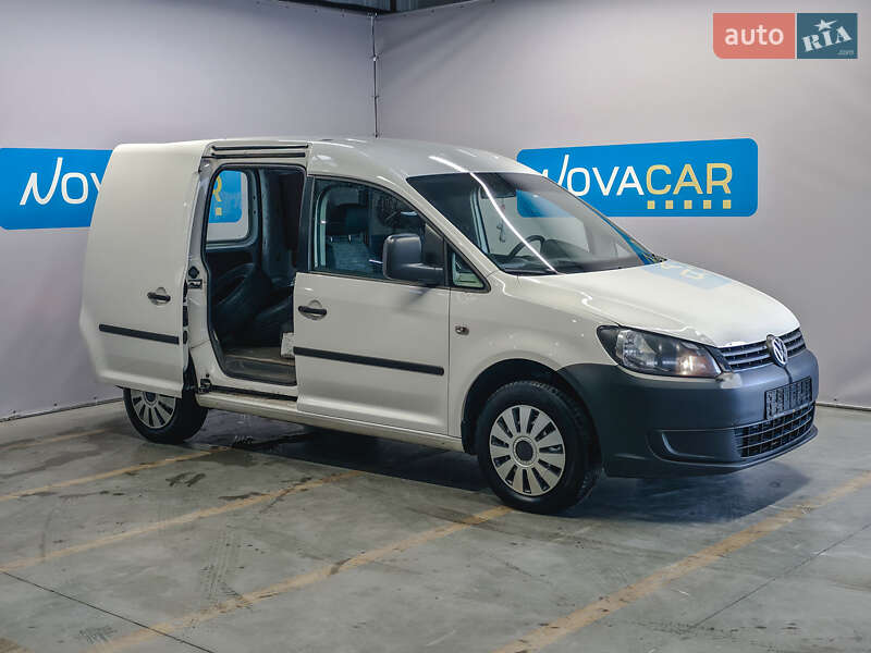 Грузовой фургон Volkswagen Caddy 2014 в Киеве
