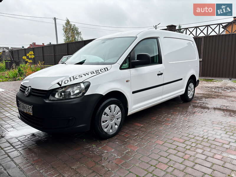 Грузовой фургон Volkswagen Caddy 2015 в Житомире