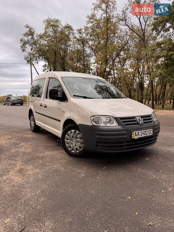 Минивэн Volkswagen Caddy 2009 в Кривом Роге